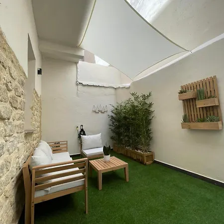 Modern With Patio In *